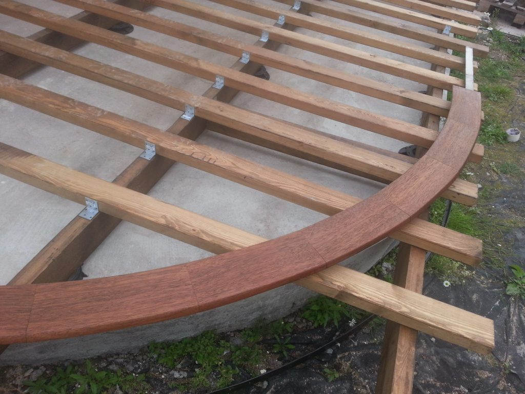 монтаж террасной доски